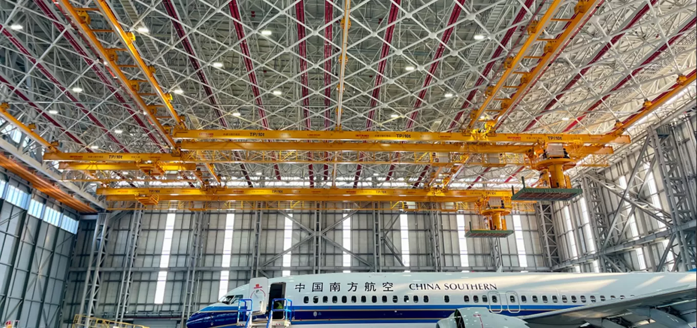 Xinjiang Airport: Aviation Tele-Platform + Multi-Suspension Hangar Crane Systems.